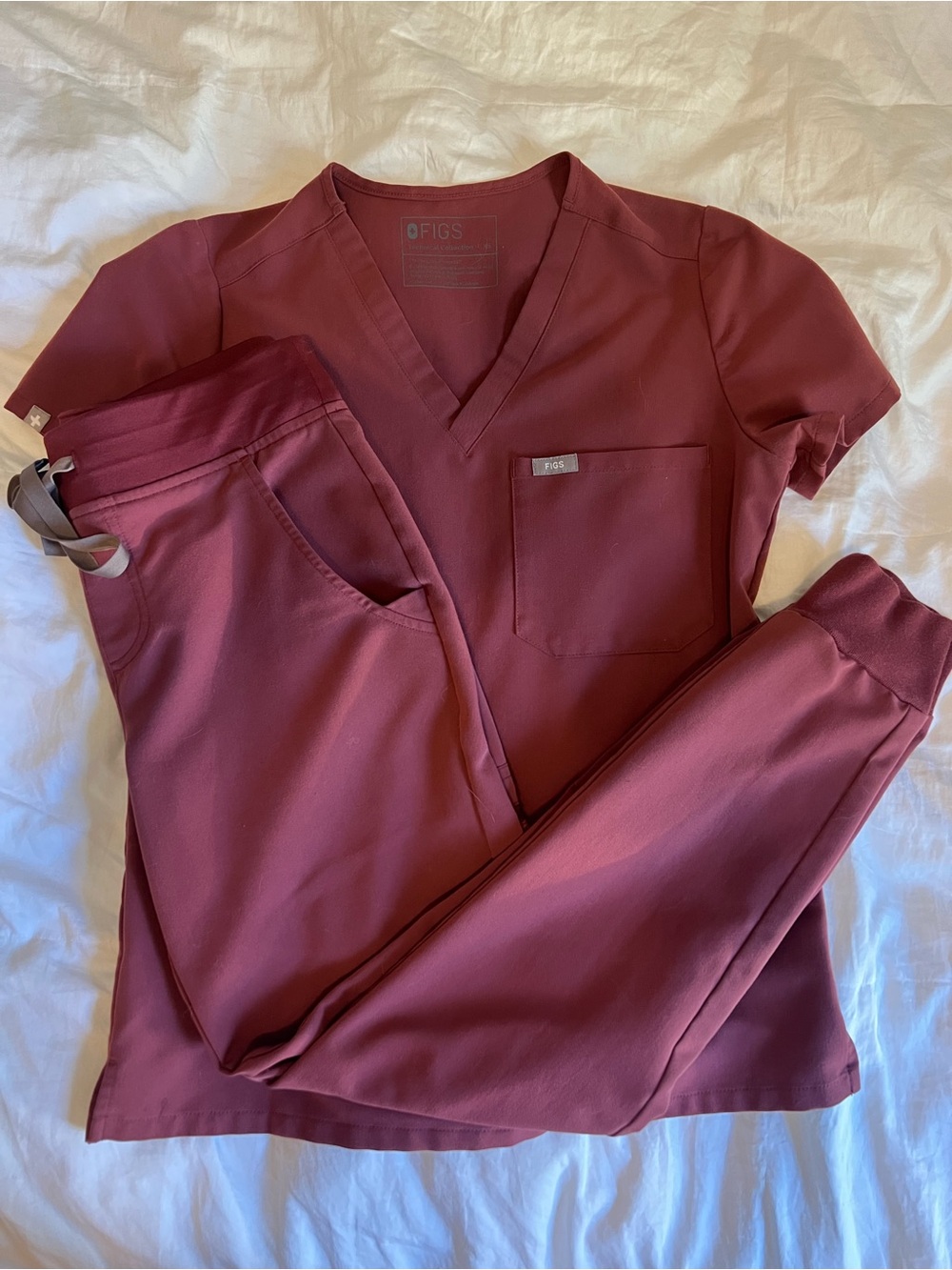 FIGS Women's V-Neck Scrub Set in Limited edition Dark Cherry
